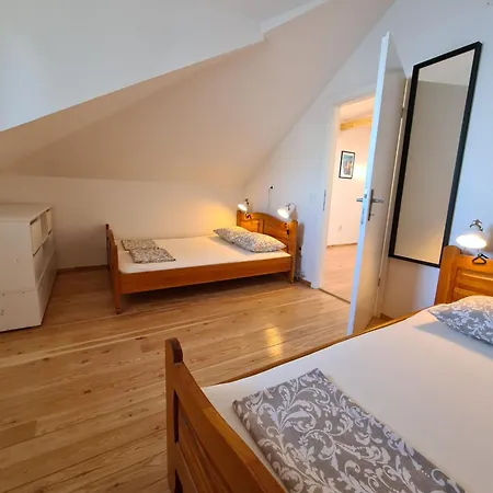 Сasa de vacaciones Waterfront House Carolina Vis