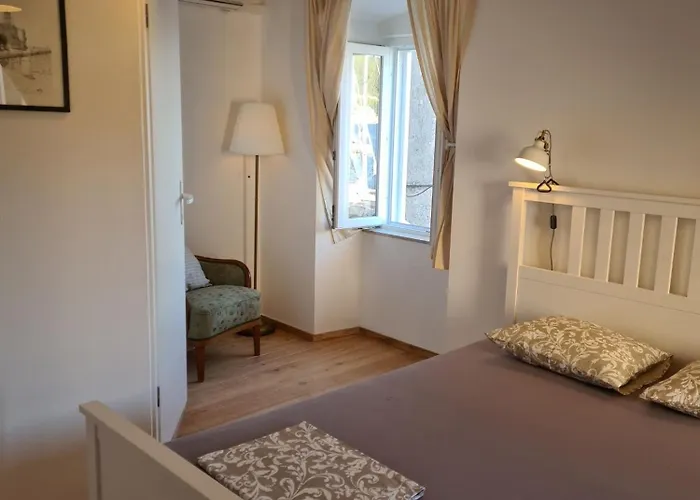 Waterfront House Carolina Vikendica *