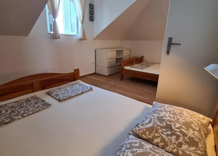 Waterfront House Carolina Vikendica *