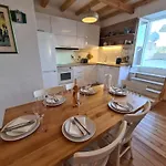 Waterfront House Carolina 펜션 비스